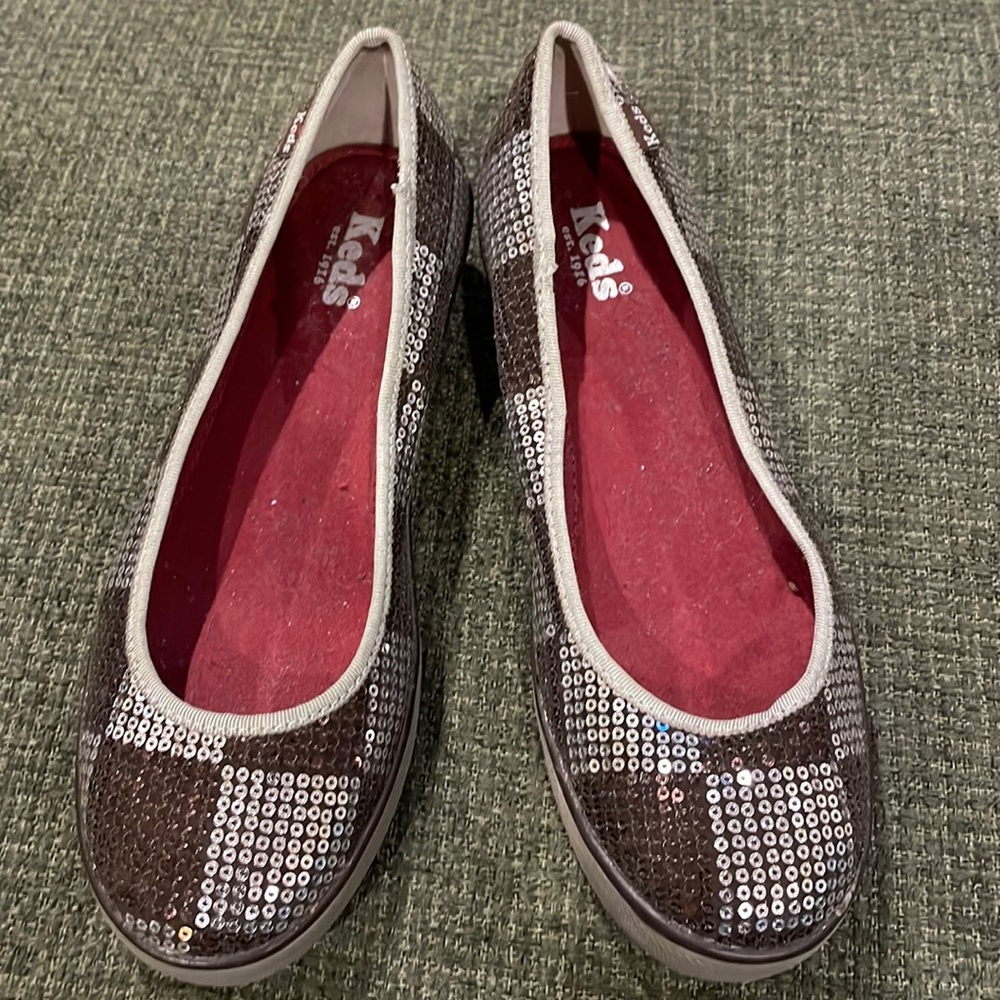 Keds checkered sequence patterned wedge shoes (sz 7)